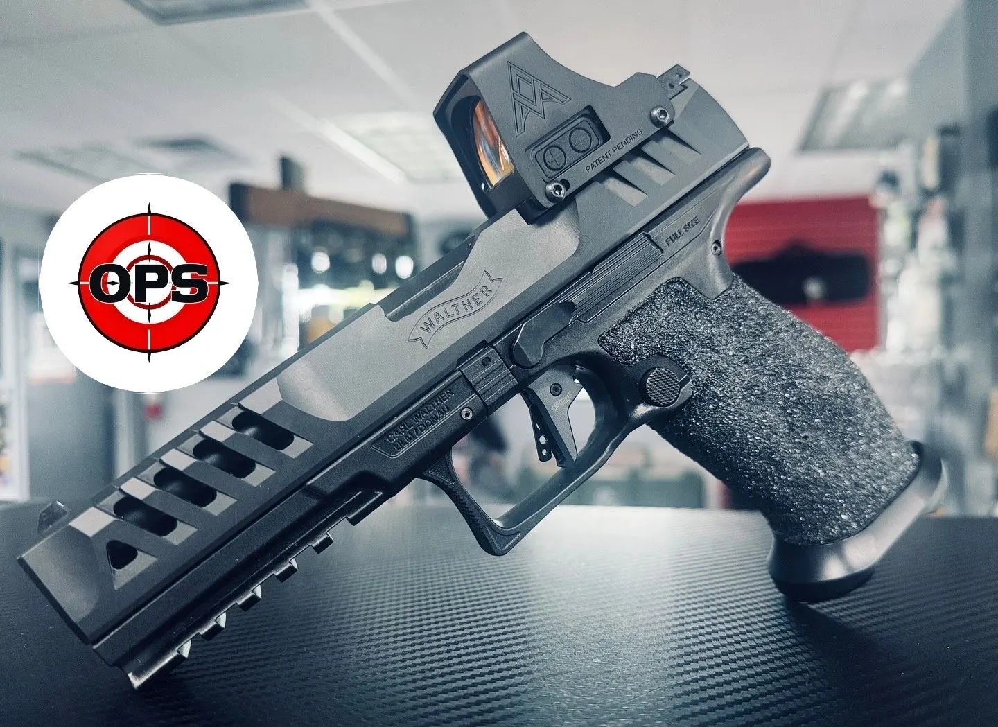 Milled pistol slide with optic